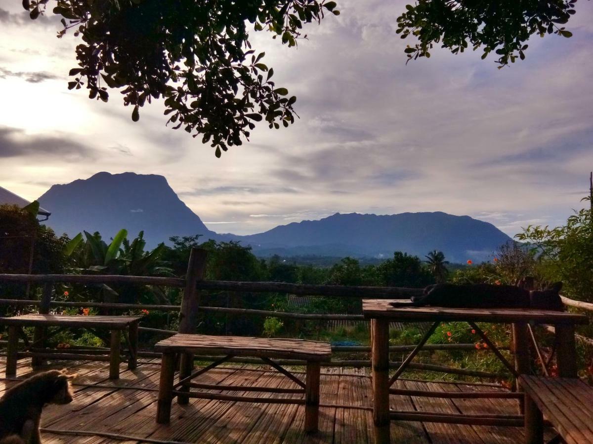 Baan Aingdoi Homestay, Chiang Dao Exterior photo